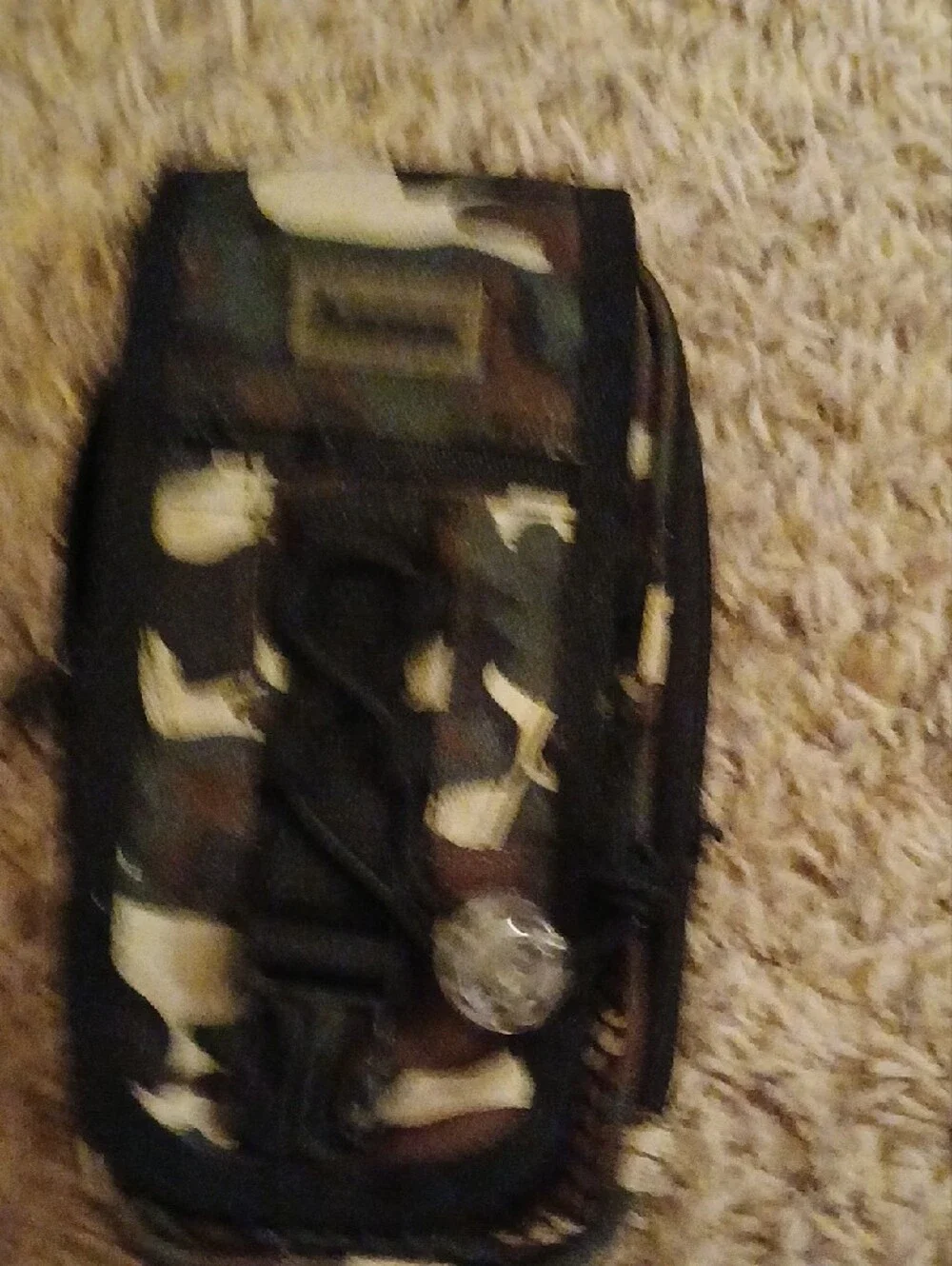 Hama Camouflage Phone Pouch Case - Camo Green
